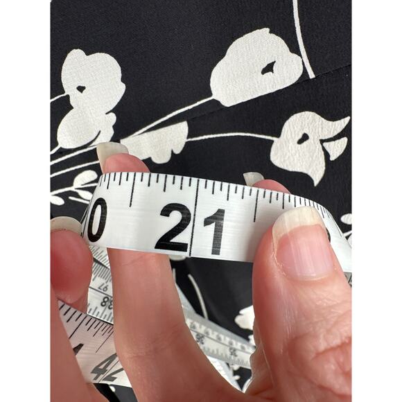 Garnet Hill Dress Women 10 Black Floral Midi Silk White Boho Office Professional - Picture 8 of 8